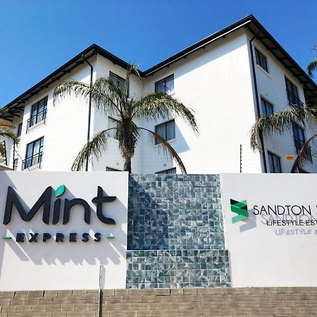 Mint Express Sandton View Johannesburgo Exterior foto